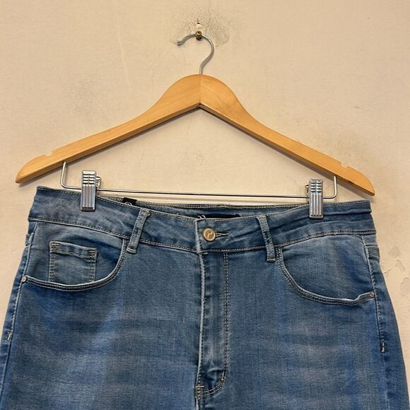 One Republic For All cropped denim jeans Size 12 EUC - Picture 3 of 9